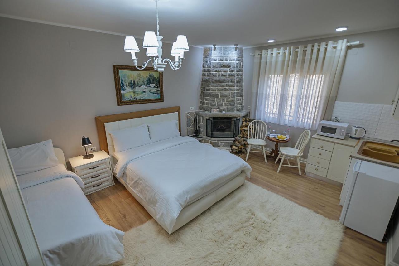 Vila 1 Korce Exteriér fotografie