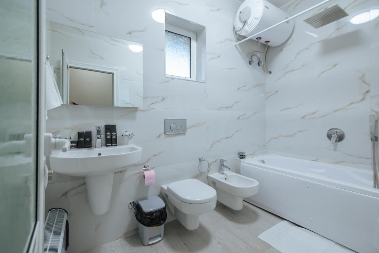 Vila 1 Korce Exteriér fotografie