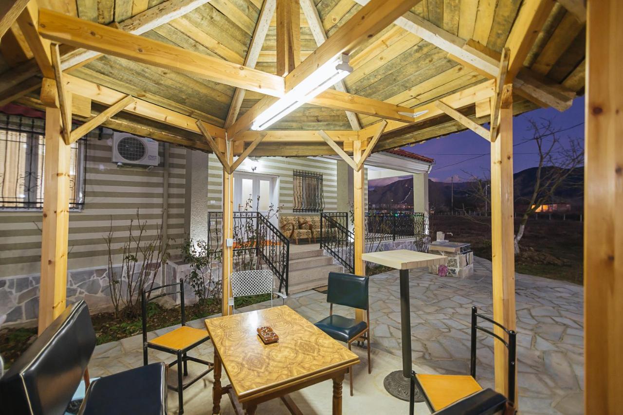 Vila 1 Korce Exteriér fotografie